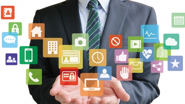 たくさんのアプリケーションの写真