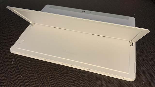 スタンドを開く