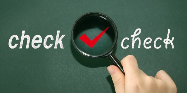 チェック